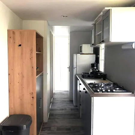 Chalet Climatise - Piscines Chauffees